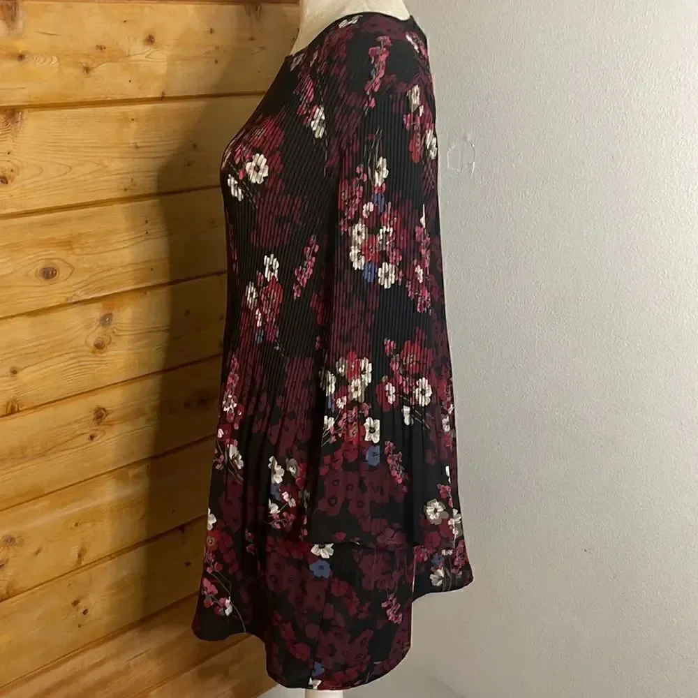J. Jill floral blouse.  Size Medium.